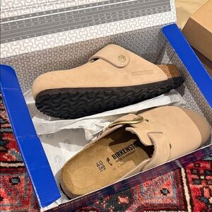 NWT Boston Big Buckle Clog (Women) sz 40 in Sandcastle